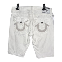 Load image into Gallery viewer, True Religion Y2K White 2000s Streetwear Jorts, Waist 36
