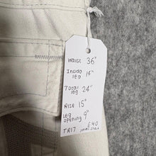 Load image into Gallery viewer, True Religion Y2K White 2000s Streetwear Jorts, Waist 36