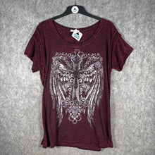 Load image into Gallery viewer, Y2K Maurices Burgundy Wing Graphic Tee Distressed Detail Women’s Size XL