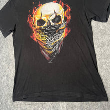 Load image into Gallery viewer, Harley Davidson Gothic Skull Biker Staten Island Y2K Top, Size Large
