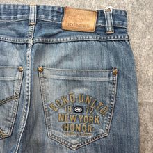 Load image into Gallery viewer, Ecko Unltd. 2000s Embroidered Y2K Logo Pocket Baggy Leg Jeans

