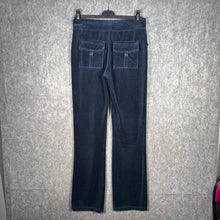 Load image into Gallery viewer, Juicy Couture Navy Velour Joggers with Back Pockets – Size L
