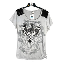 Load image into Gallery viewer, Grey Graphic Wings Cross Tee with Sequin Shoulders – Size 2XL

