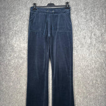Load image into Gallery viewer, Juicy Couture Navy Velour Joggers with Back Pockets – Size L
