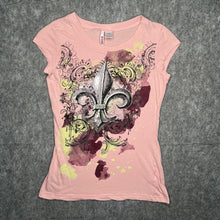 Load image into Gallery viewer, Fleur De Lis Light Pink Y2K Mcbling 2000s Grunge Top, Size Large
