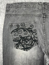 Load image into Gallery viewer, Southpole Black Jeans, Waist 42
