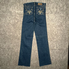 Load image into Gallery viewer, Jireh Premium 2000s Frayed Waist Embroidered Pocket Distressed Leg Jeans
