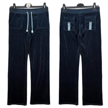 Load image into Gallery viewer, Juicy Couture Navy Velour Joggers Large Y2K 2000s Rear Pocket Detail
