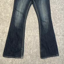 Load image into Gallery viewer, Zanadi Y2K Mcbling Dark Blue White Mcbling Flared 2000s Jeans, Size Medium/ w32
