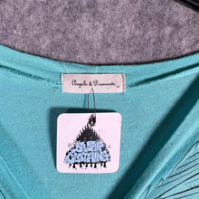 Load image into Gallery viewer, Angels &amp; Diamonds Turquoise Winged Cross Graphic Tank Top, Size: XL
